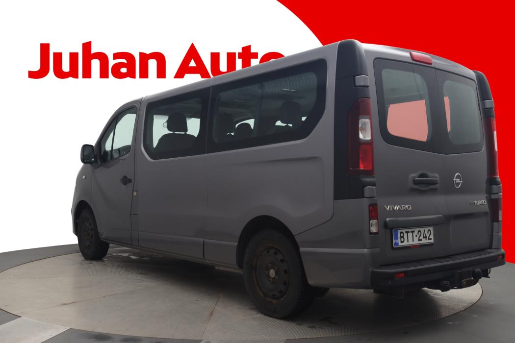 OPEL VIVARO 2016