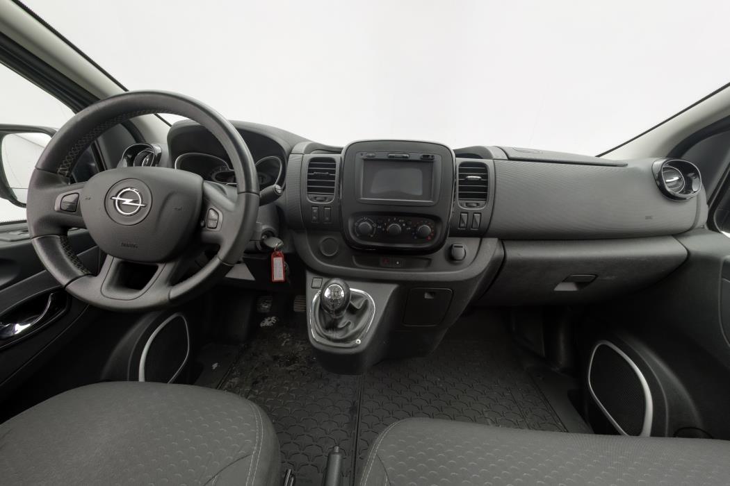 OPEL VIVARO 2016
