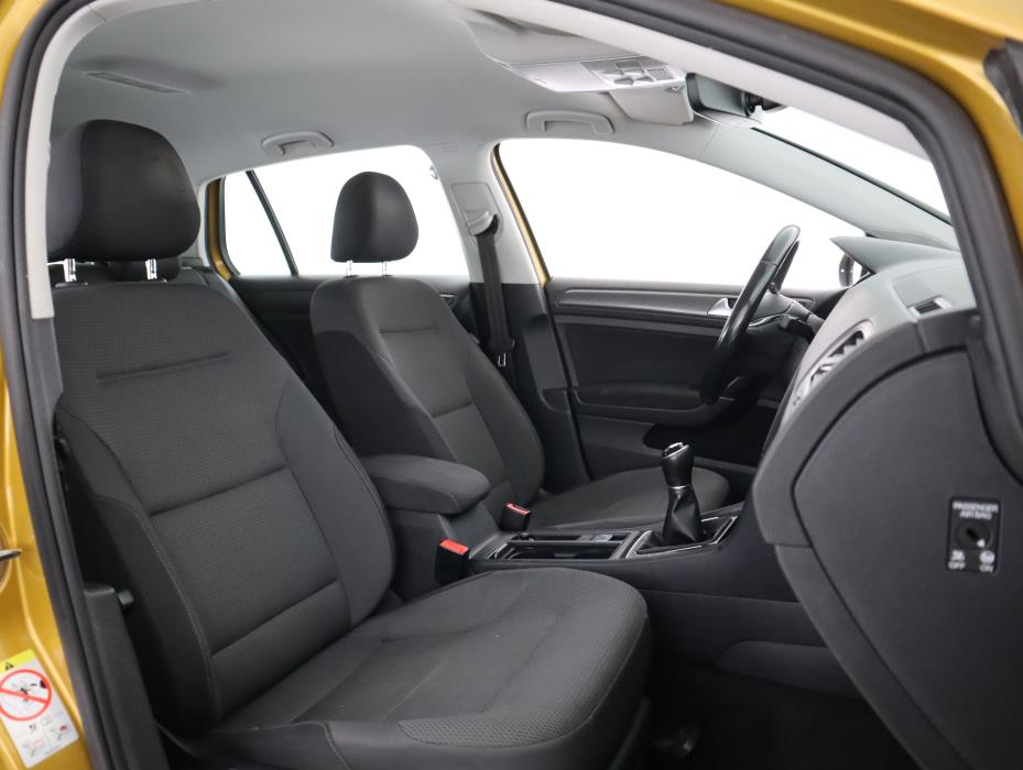 VOLKSWAGEN GOLF 2017