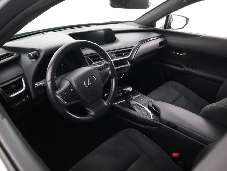 LEXUS UX 2019