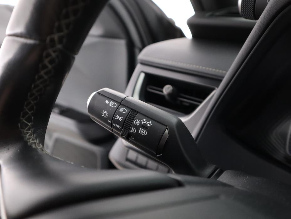 LEXUS UX 2019