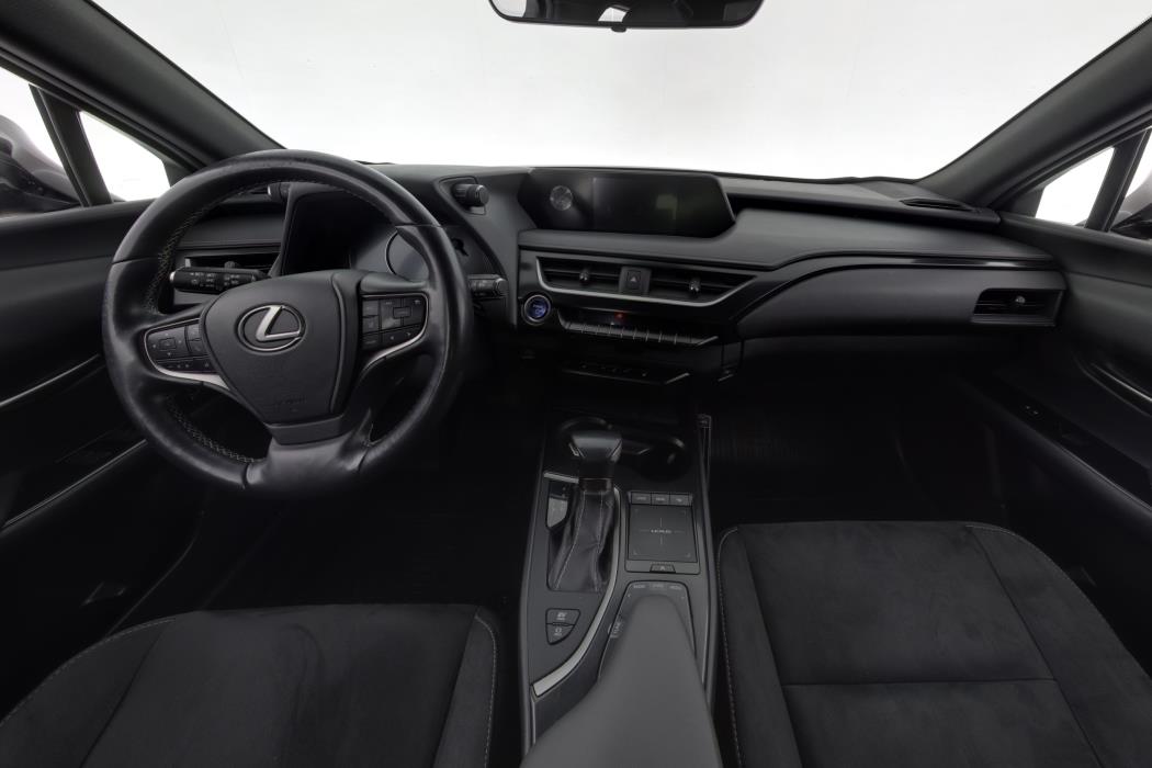 LEXUS UX 2019