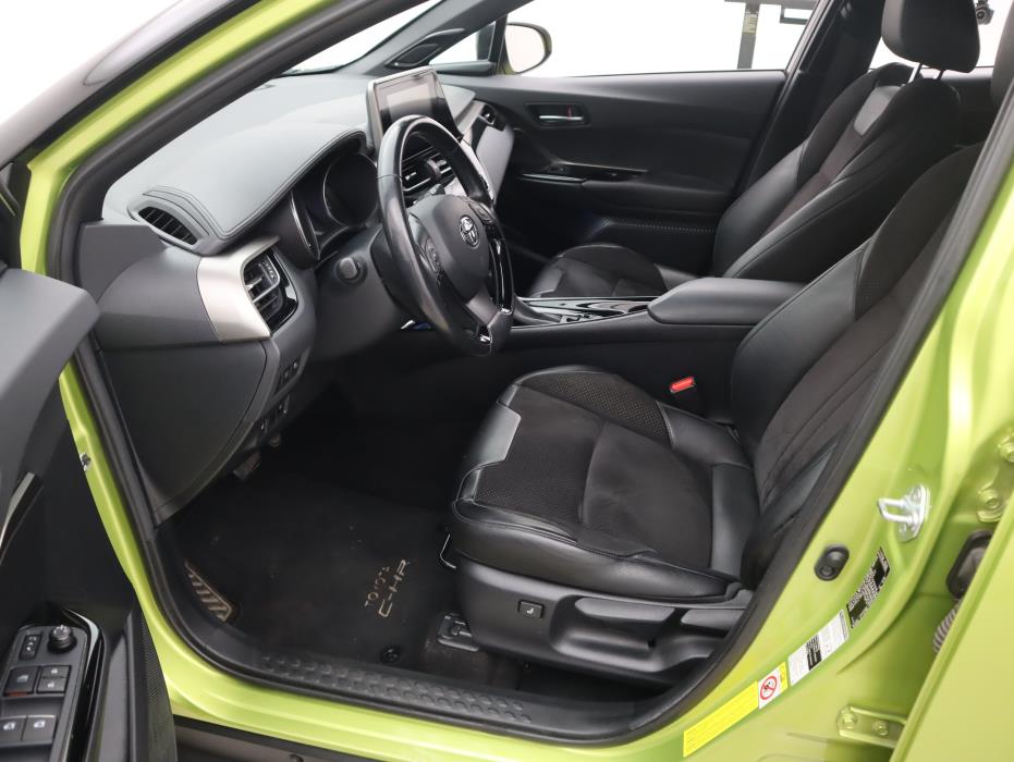 TOYOTA C-HR 2019