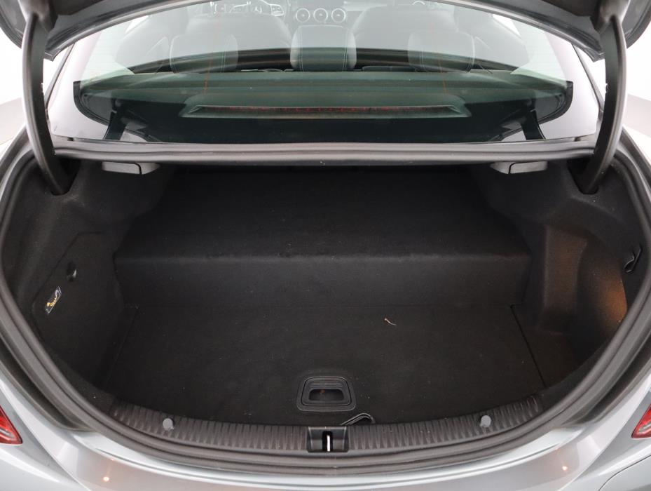 MERCEDES-BENZ C 2020