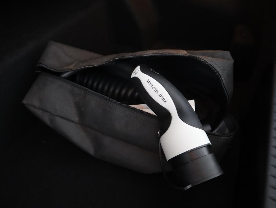 MERCEDES-BENZ C 2020