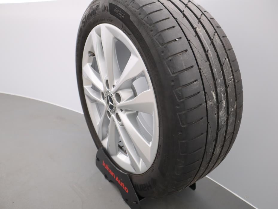 MERCEDES-BENZ C 2020