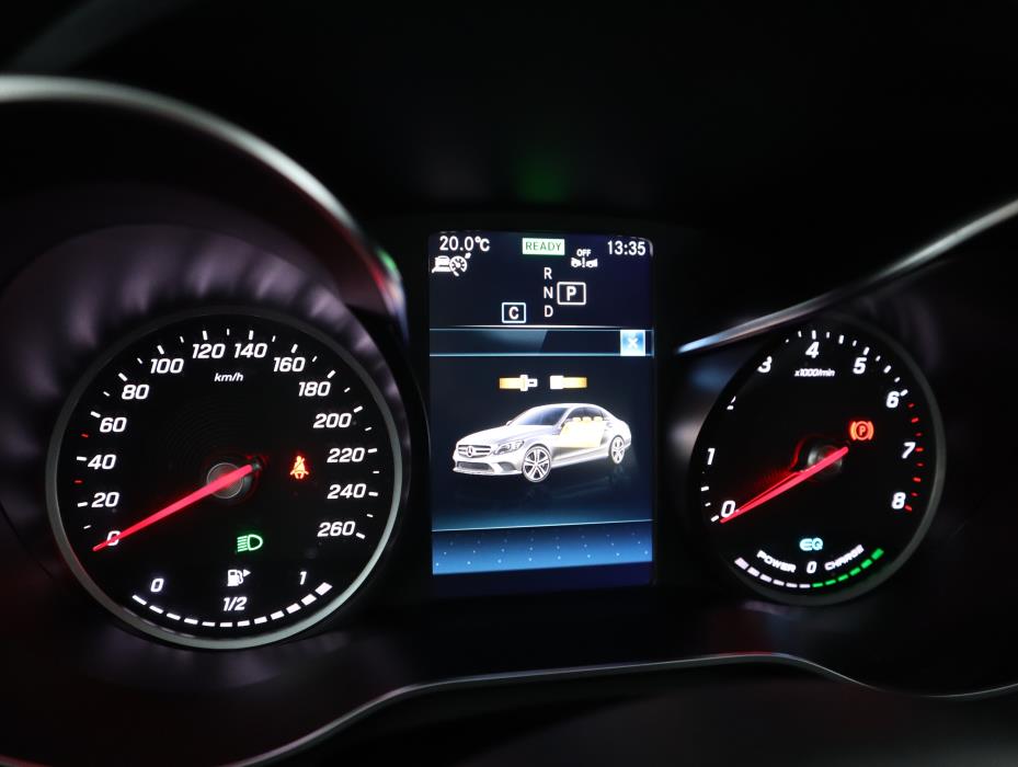 MERCEDES-BENZ C 2020