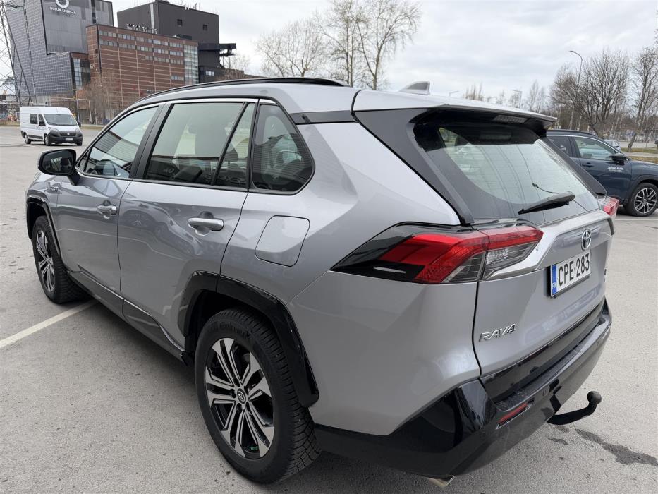 Toyota RAV4 Plug-in 2021