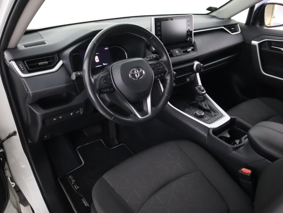 TOYOTA RAV4 2021