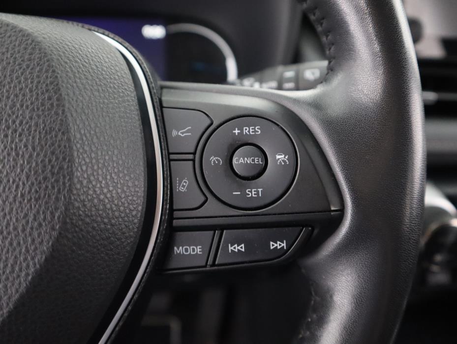 TOYOTA RAV4 2021