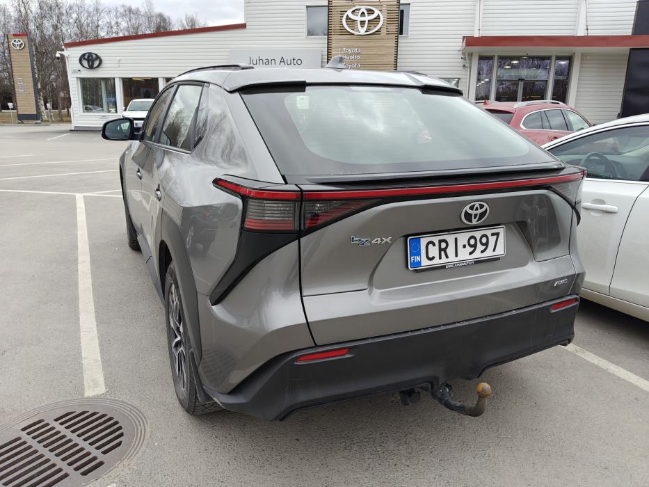 TOYOTA bZ4X 2023