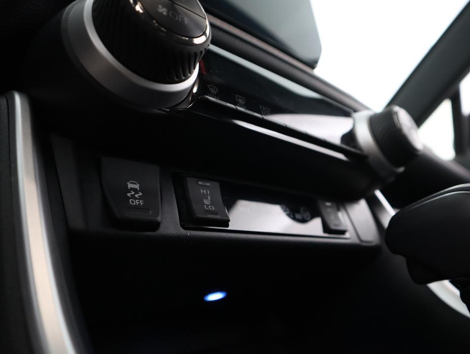 Toyota RAV4 Plug-in 2024