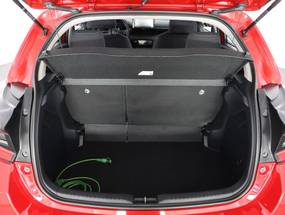 TOYOTA Yaris 2025