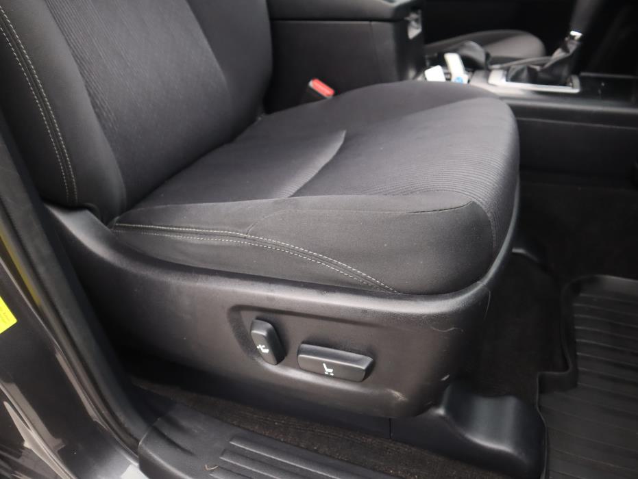 TOYOTA Land Cruiser 2015