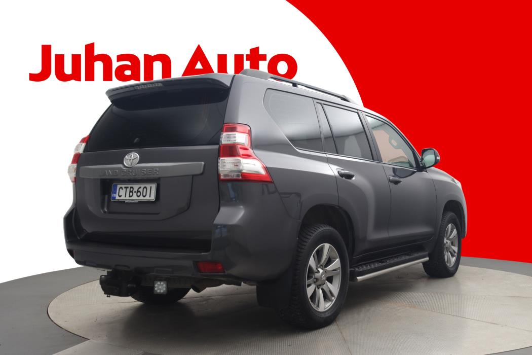 TOYOTA Land Cruiser 2015