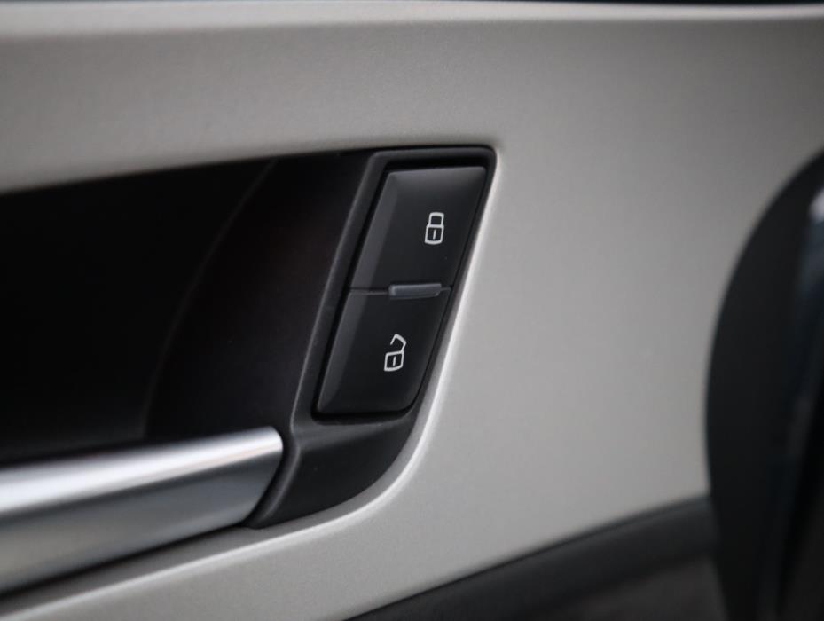 AUDI A6 2016
