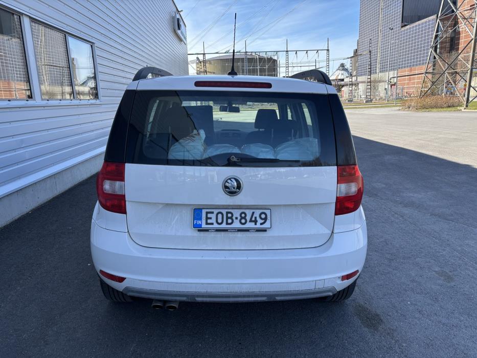SKODA Yeti 2017