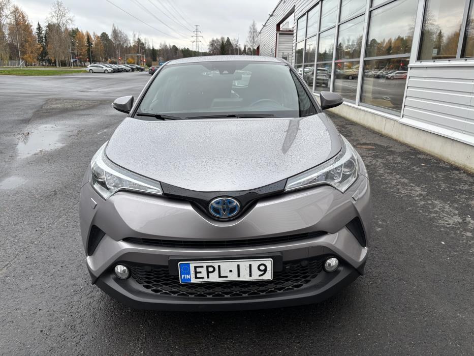TOYOTA C-HR 2018