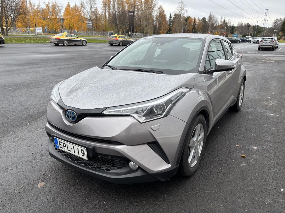 TOYOTA C-HR 2018