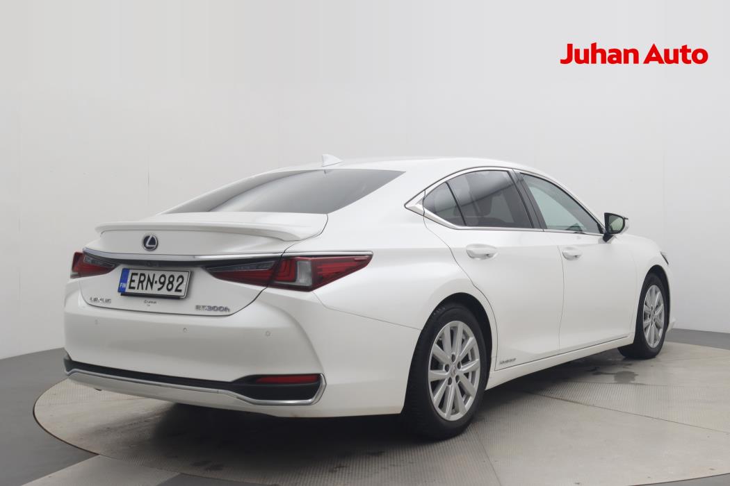 LEXUS ES 2019