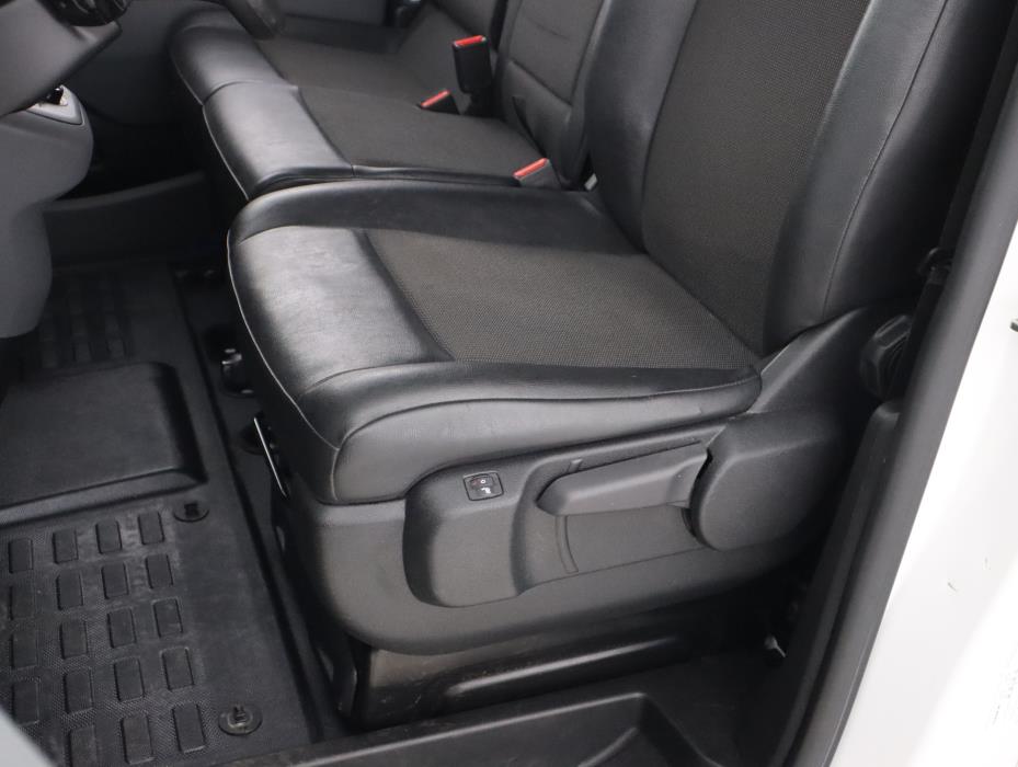 PEUGEOT EXPERT 2021