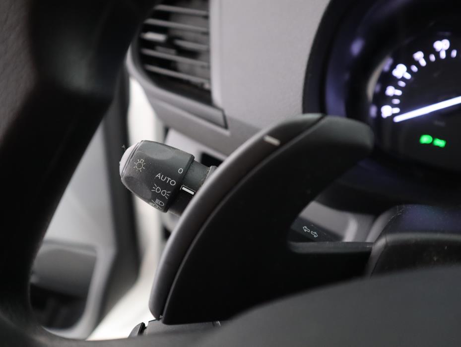 PEUGEOT EXPERT 2021