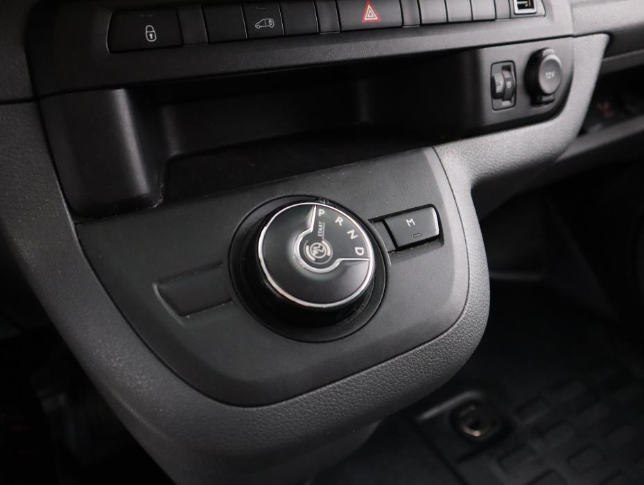 PEUGEOT EXPERT 2021