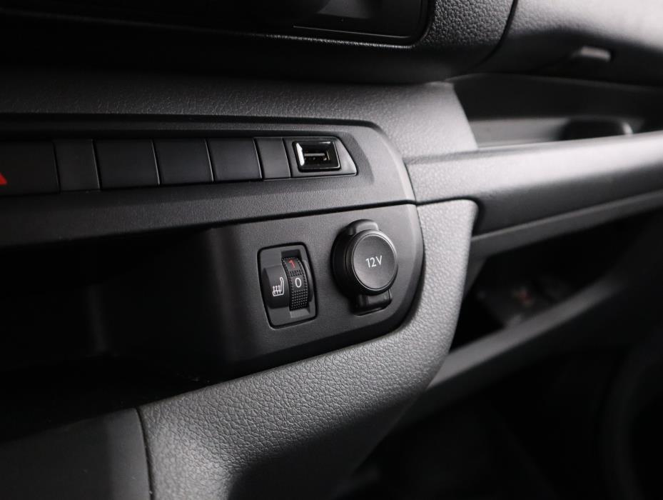 PEUGEOT EXPERT 2021