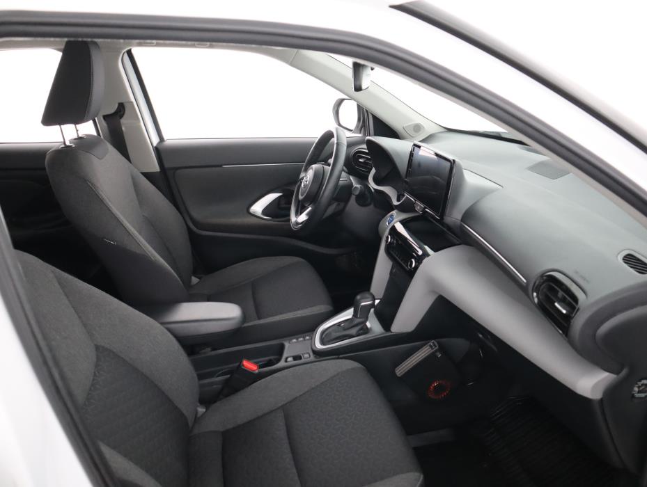 TOYOTA Yaris Cross 2022