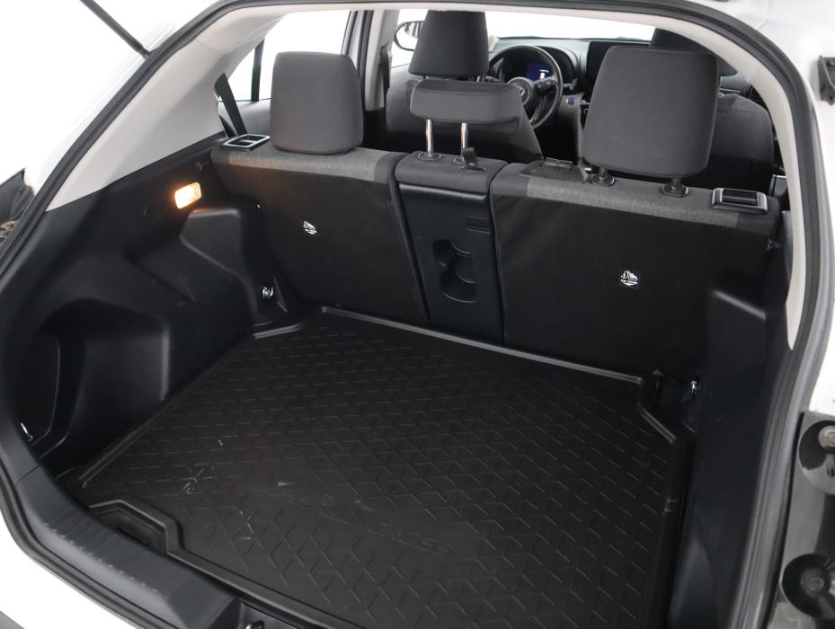 TOYOTA Yaris Cross 2022