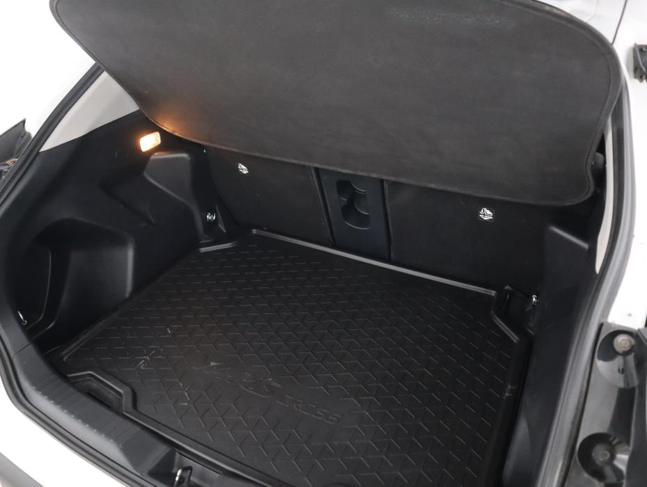 TOYOTA Yaris Cross 2022