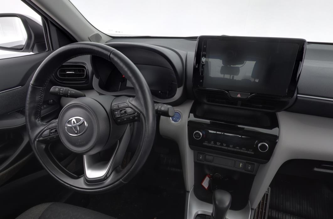 TOYOTA Yaris Cross 2022