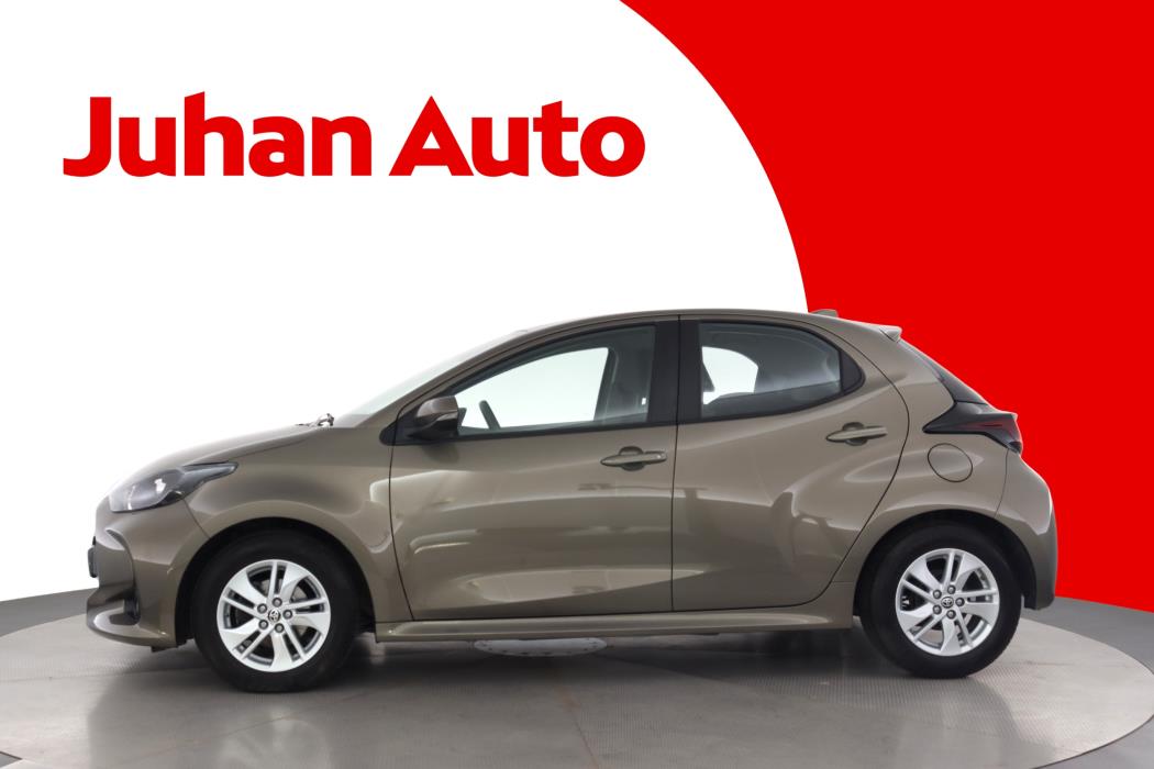 TOYOTA Yaris 2023