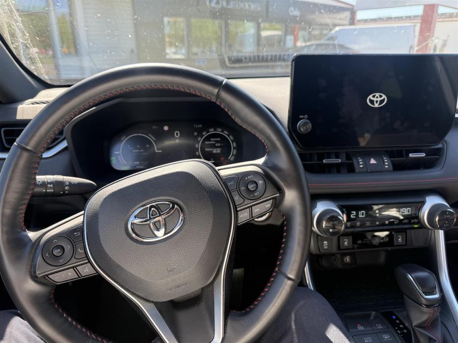 TOYOTA RAV4 Plug-in 2023
