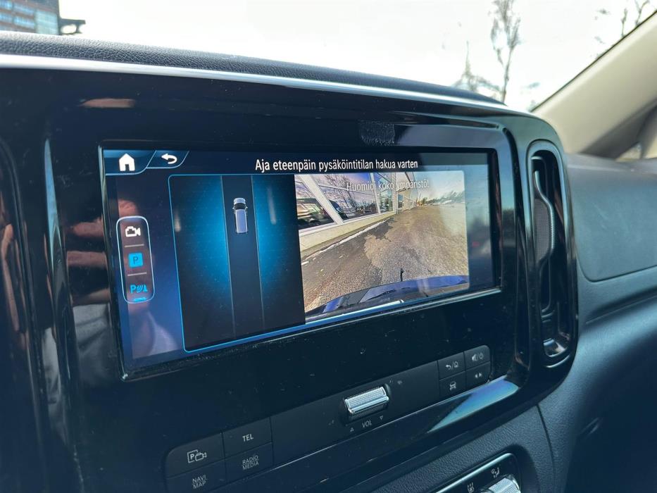 MERCEDES-BENZ VITO 2025