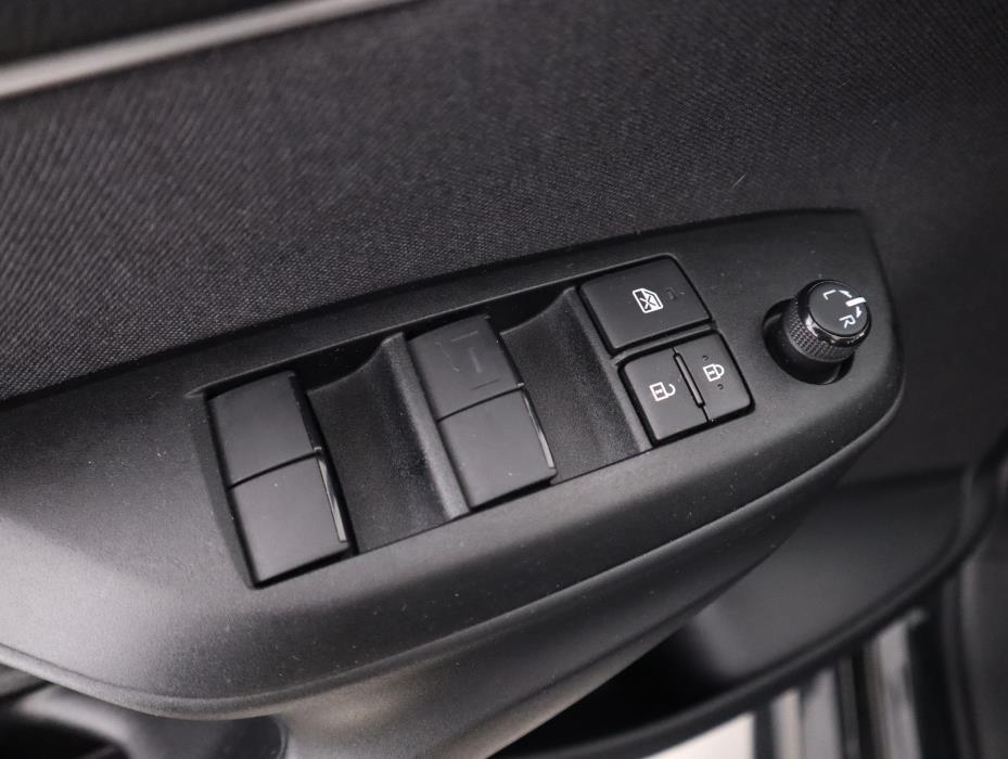 TOYOTA Yaris 2024