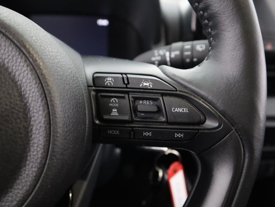 TOYOTA Yaris 2024