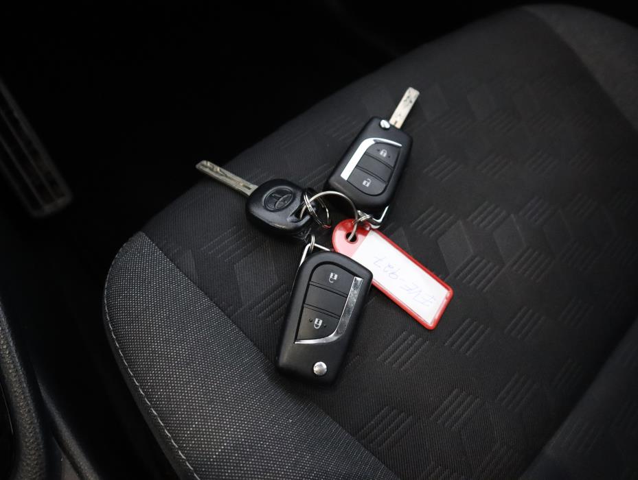 TOYOTA Yaris 2024