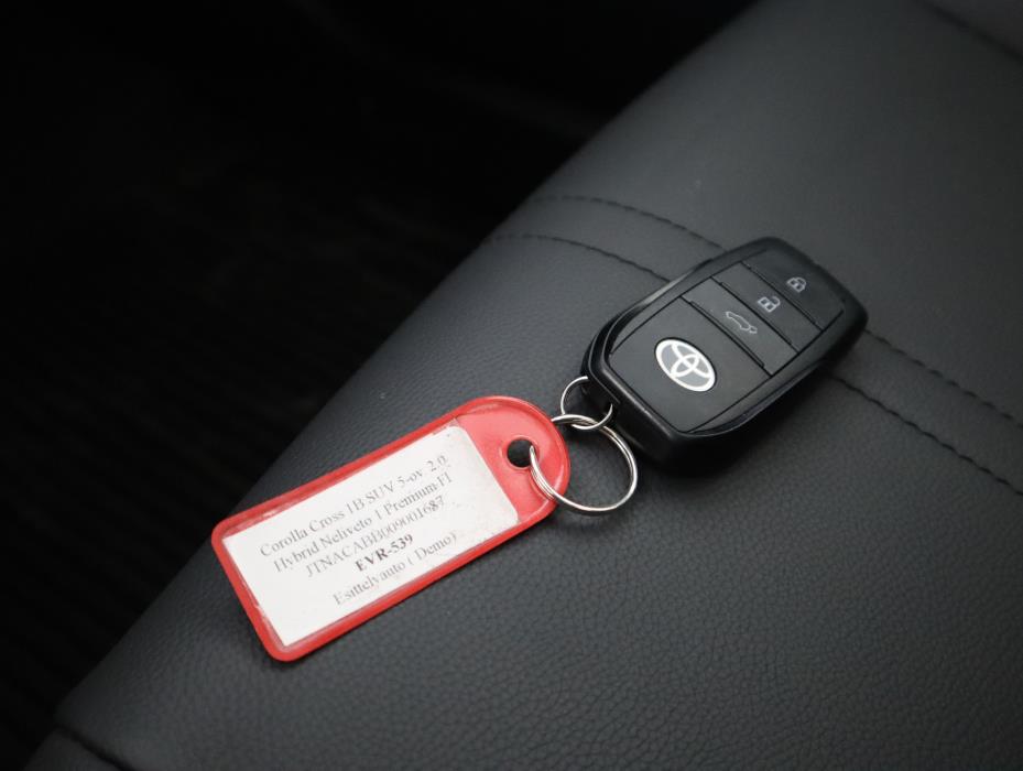 Toyota Corolla Cross 2025