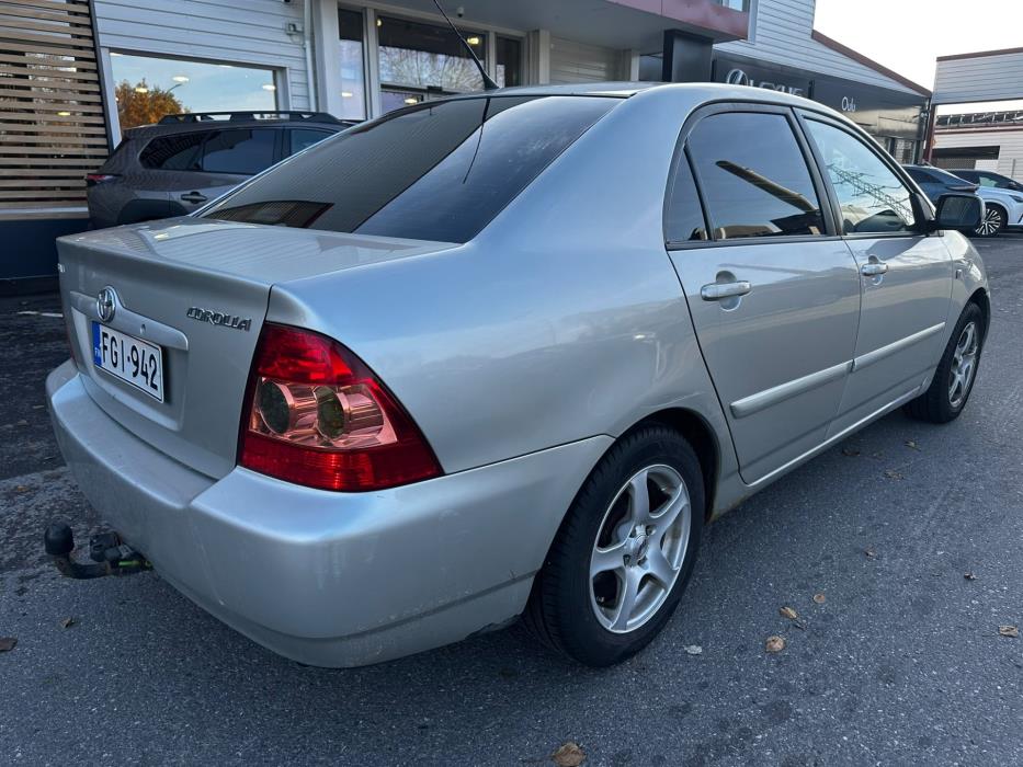 TOYOTA Corolla 2004