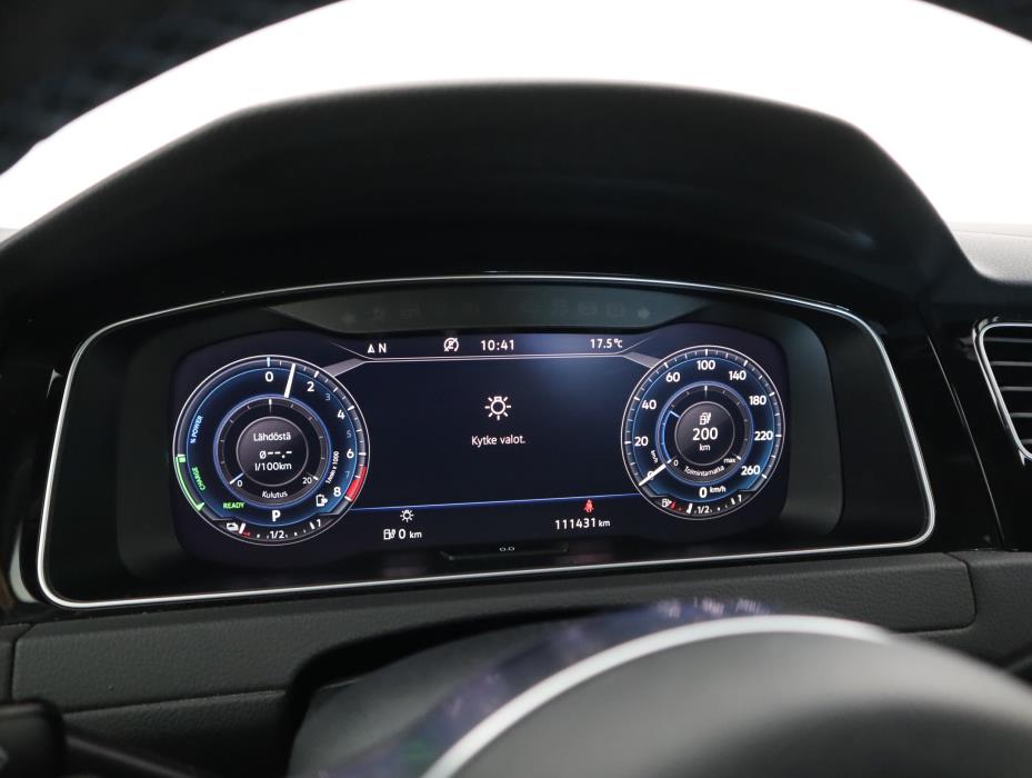 VOLKSWAGEN GOLF 2020
