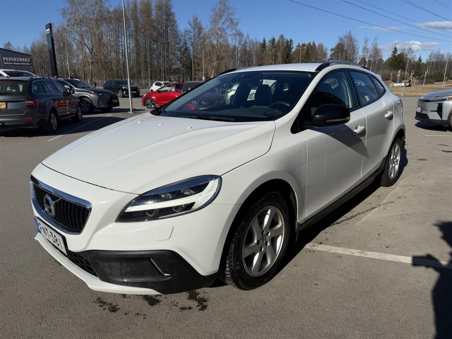 VOLVO V40 Cross Country 2019