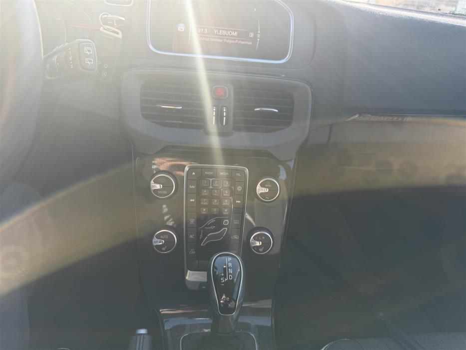 VOLVO V40 Cross Country 2019