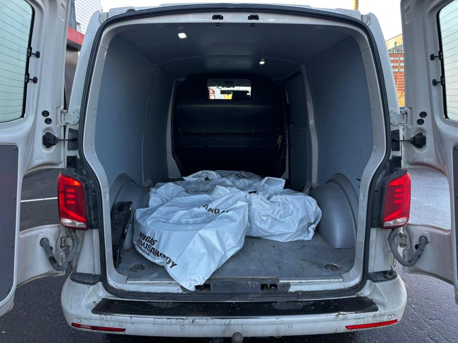 VOLKSWAGEN TRANSPORTER 2020