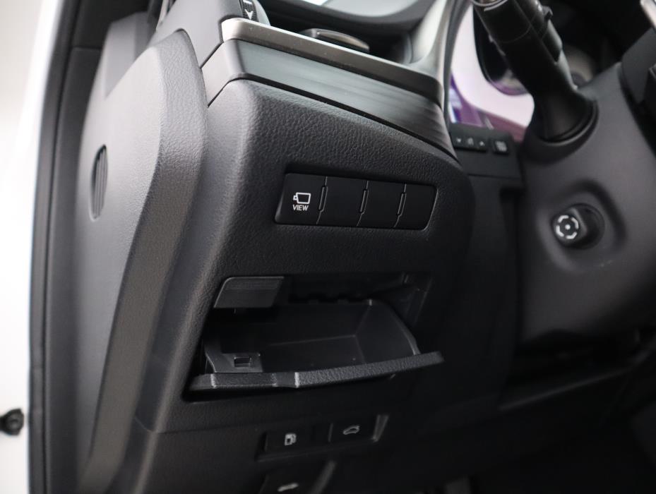 LEXUS ES 2020