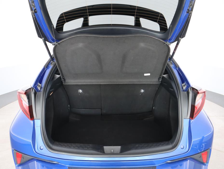 TOYOTA C-HR 2021