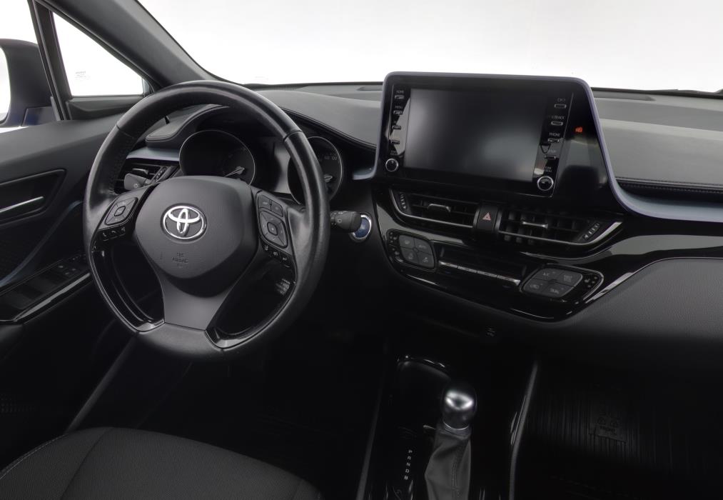 TOYOTA C-HR 2021
