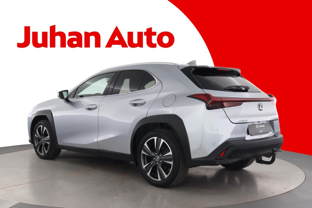 LEXUS UX 2024