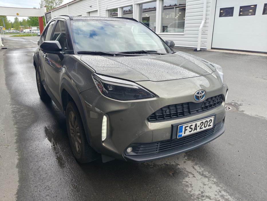 TOYOTA Yaris Cross 2024