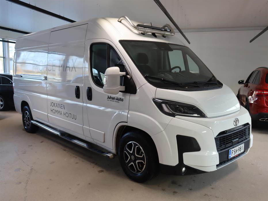 Toyota Proace MAX 2024